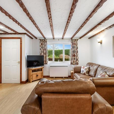 Crylla Valley Cottages - Access To Pool, Gym, Spa And More Saltash Habitación foto